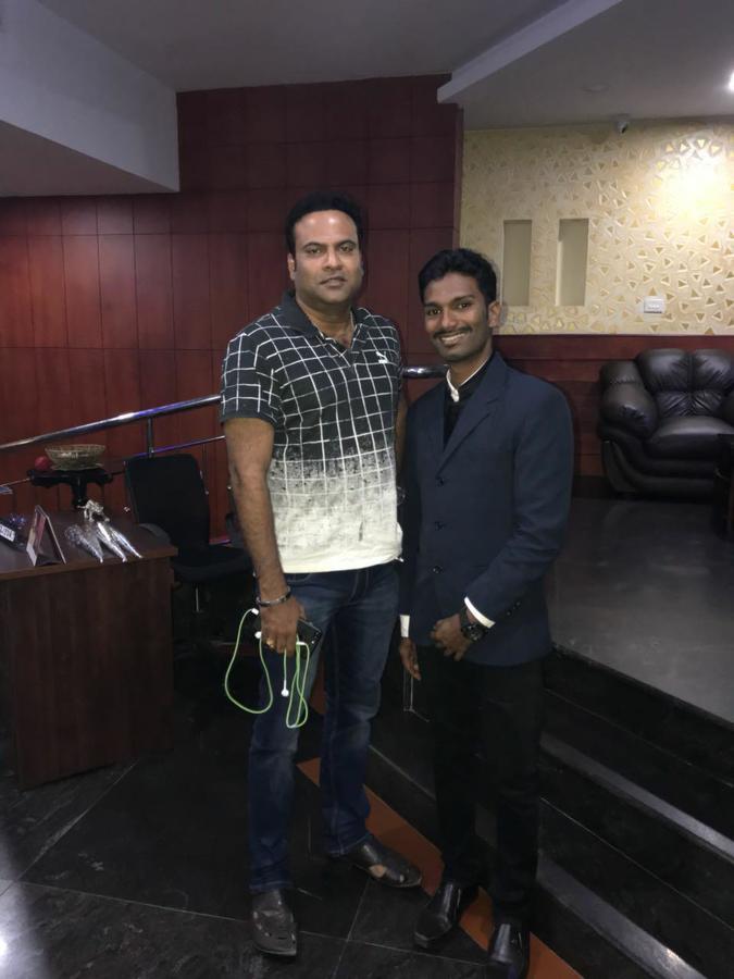 Empire Residency Hotell Tiruvalla Exteriör bild
